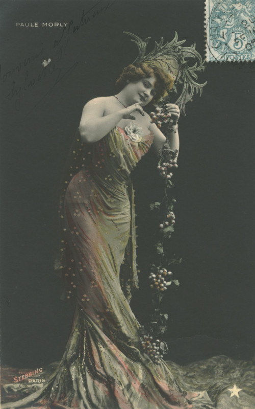 Carte postale ancienne Paule MORLY, Photo Stebbing (cropped)