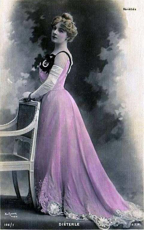 Carte postale ancienne Amélie Diéterle (1871-1941) (C25)