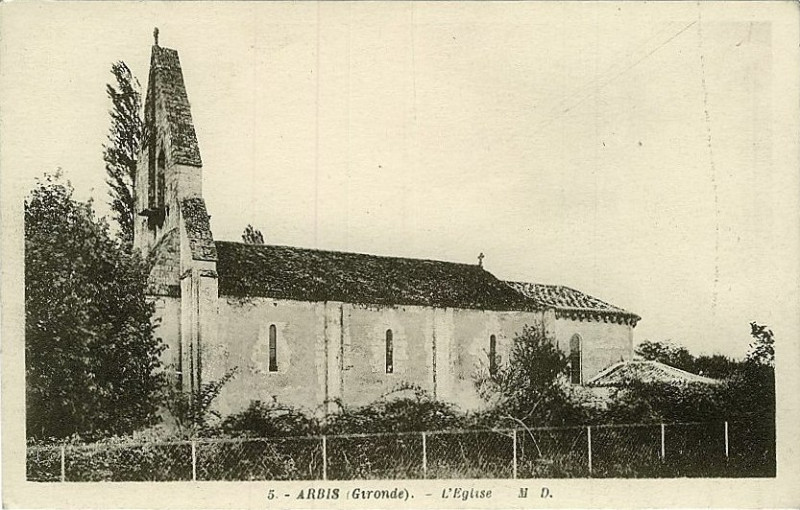 Carte postale ancienne Arbis - église 1