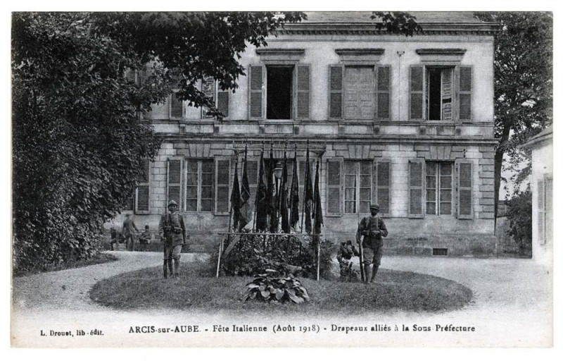 Carte postale ancienne Arcis-sur-Aube sous prefecture 1918 à Arcis-sur-Aube