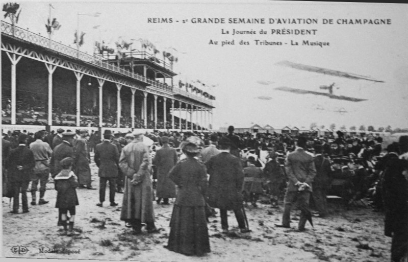 Carte postale ancienne Tribune 1910 102182 à Bétheny