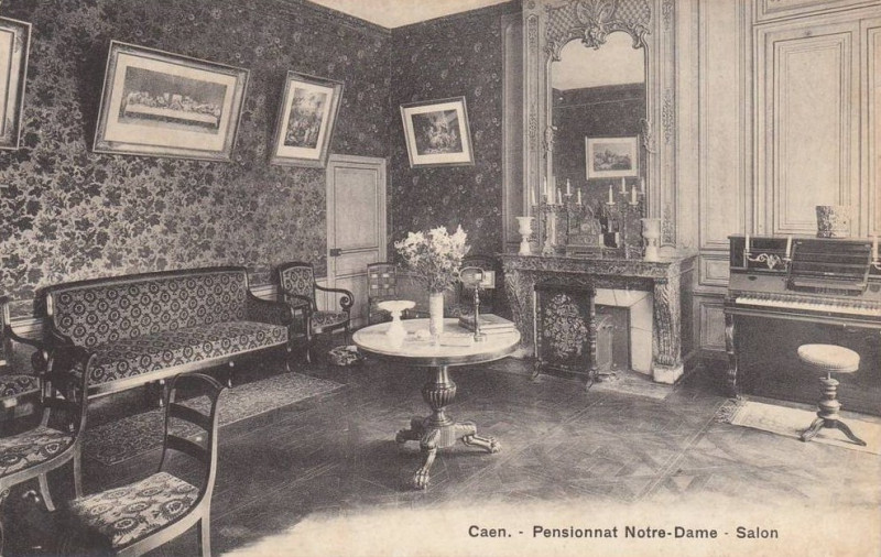 Carte postale ancienne Caen hotelbanville salon à Caen