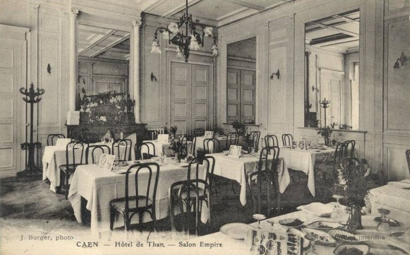 Carte postale ancienne Caen hoteldethan salonempire à Caen
