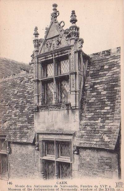 Carte postale ancienne Musée des antiquaires lucarne à Caen