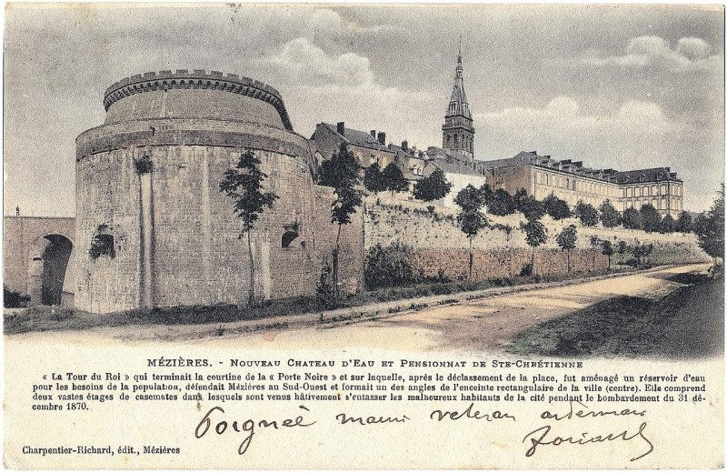 Carte postale ancienne Mézières — Nouveau Château d'Eau et Pensionnat de Ste-Chrétienne à Charleville-Mézières
