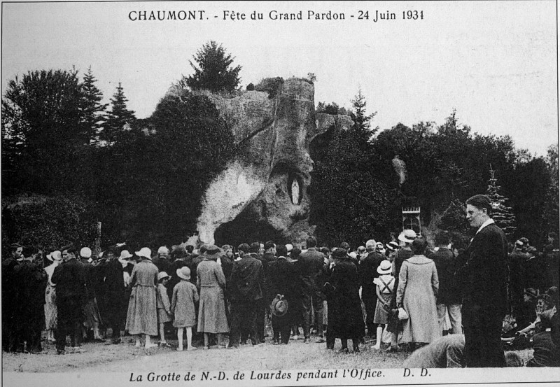 Carte postale ancienne Chaumont grand pardon 1934 49452 à Chaumont