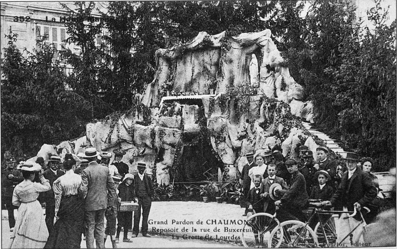 Carte postale ancienne Chaumont grand pardon grotte 49455 à Chaumont