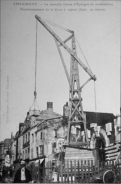 Carte postale ancienne Chuamont construction caisse d'épargne 49471 à Chaumont
