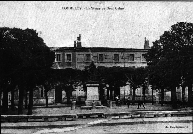 Carte postale ancienne Place dom clamet commercy 80295 à Commercy