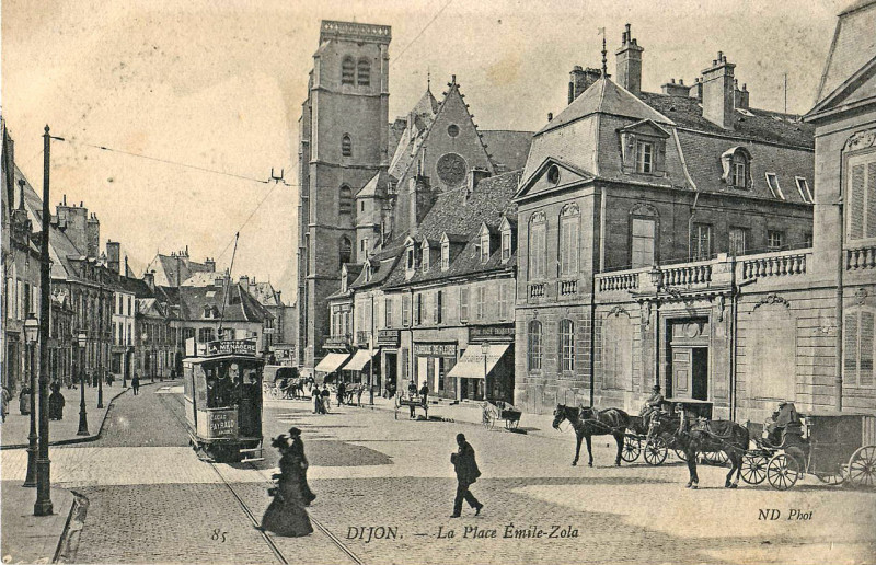 Carte postale ancienne Nd 85 - Dijon - La Place Emile-Zola à Dijon