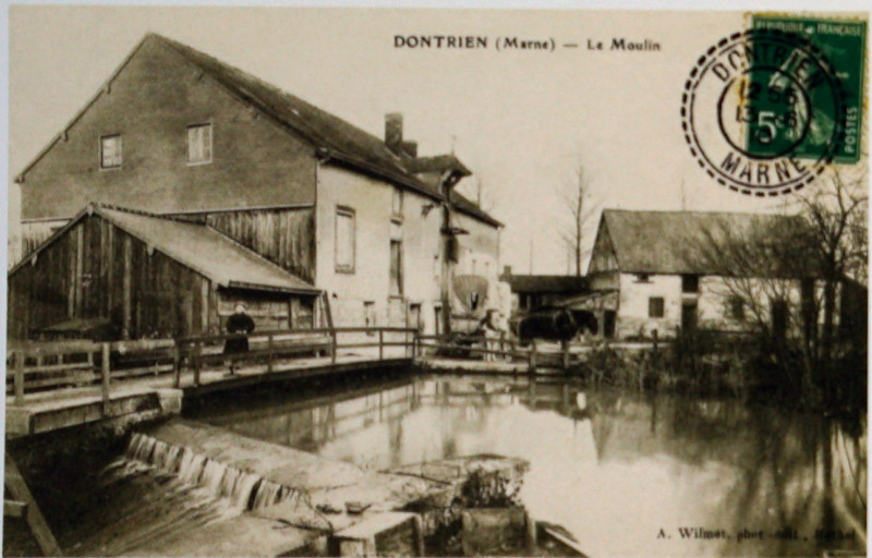 Carte postale ancienne Dontrien moulin 08407 à Dontrien