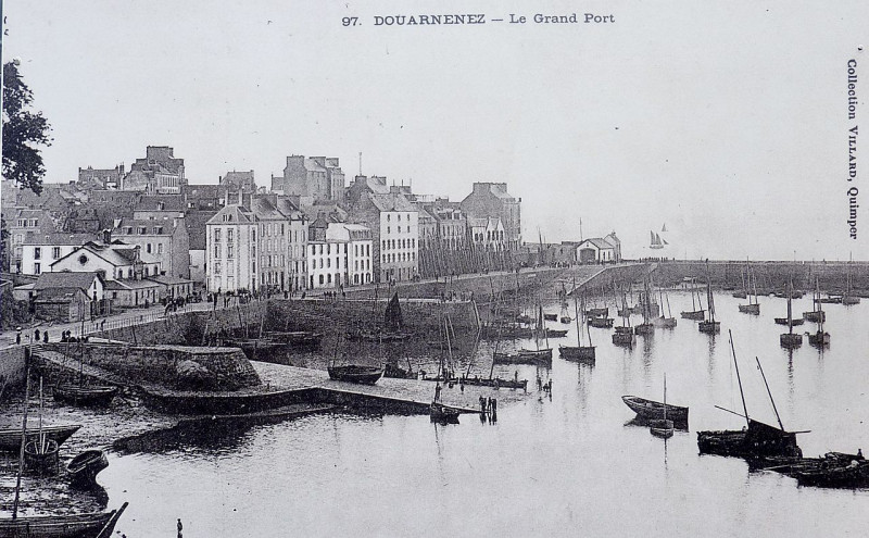 Carte postale ancienne 687 Douarnenez à Douarnenez