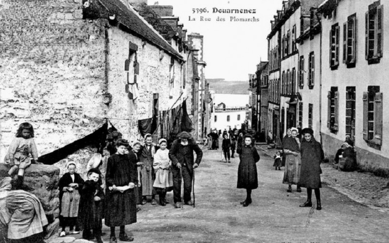 Carte postale ancienne Douarnenez Plomarc'h 1900 à Douarnenez