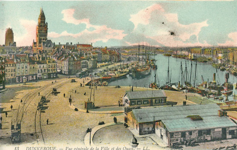 Carte postale ancienne Ll 13 - Dunkerque - Vue générale de la Ville et des Quais à Dunkerque