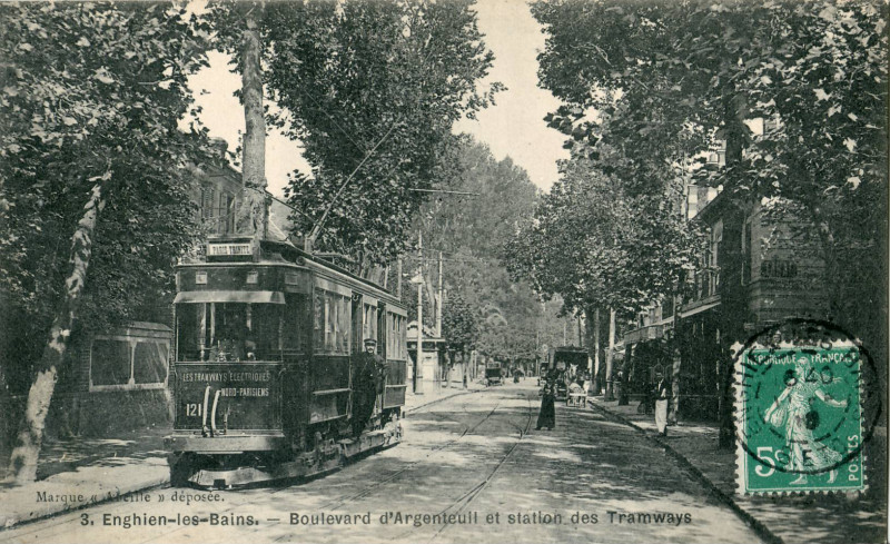 Carte postale ancienne Abeille 3 - Enghien - Boulevard d'Argenteuil et station des Tramways (Nord Parisiens) à Enghien-les-Bains