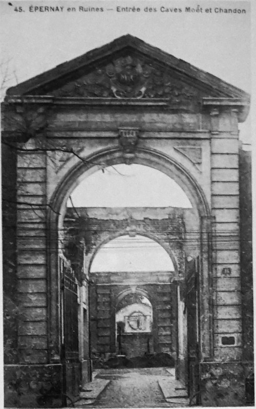 Carte postale ancienne Caves Moet et chandon 1008872 à Épernay