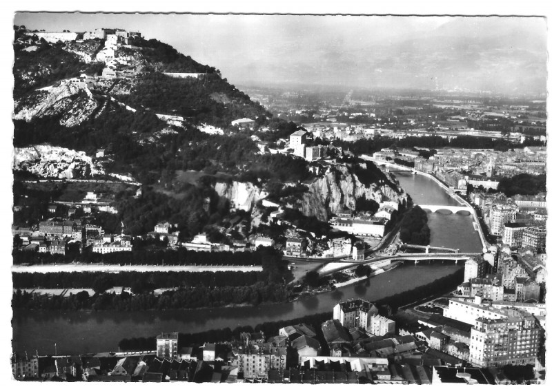 Carte postale ancienne Carte postale grenoble 110 à Grenoble