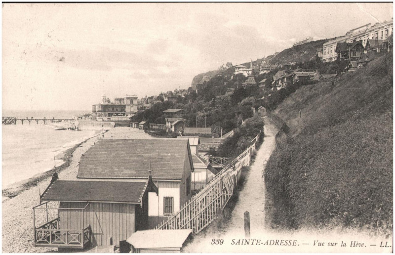 Carte postale ancienne Postcard of Sainte Adresse, Le Havre, sent November 1914  à Sainte-Adresse