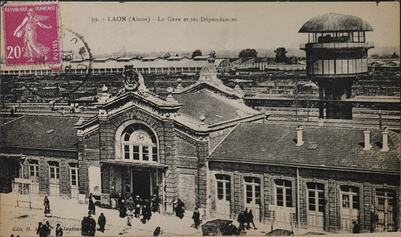 Carte postale ancienne Gare de Laon et dépendances 99806 à Laon