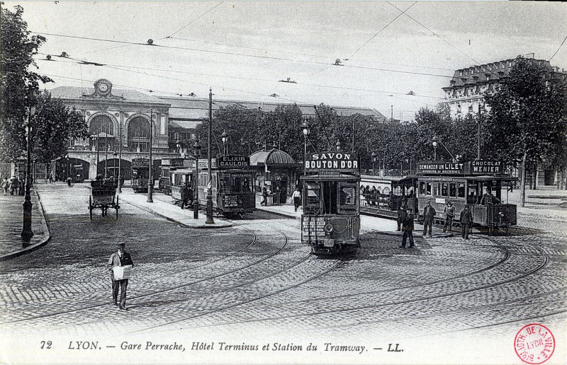 Carte postale ancienne Lyon Gare Perrache 1 à Lyon