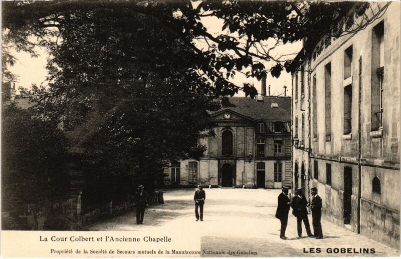 Carte postale ancienne Les Gobelins - La Cour Colbert et l'Ancienne Chapelle à Paris 13e