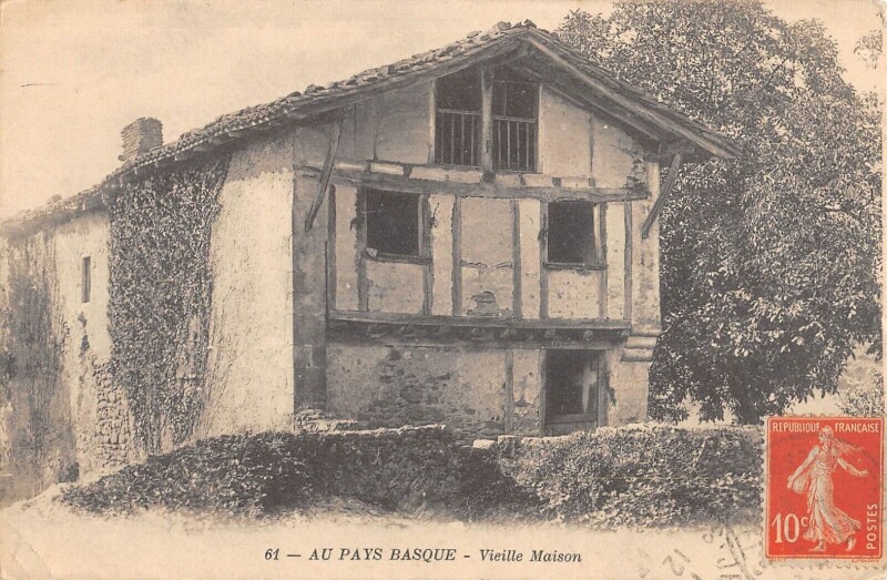 Carte postale ancienne Au Pays Basque Vieille Maison