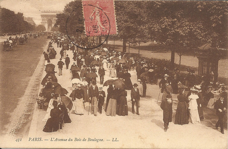 Carte postale ancienne L'Avenue du Bois de Boulogne à Paris 16e