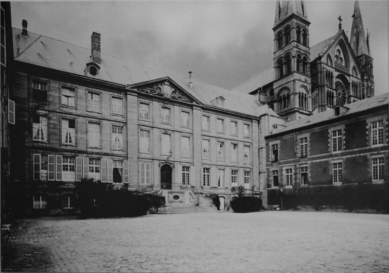 Carte postale ancienne Hôpital général anté1GM