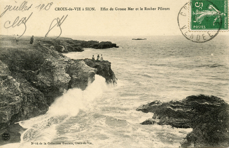 Carte postale ancienne Cpa Boutain rocher Pilours