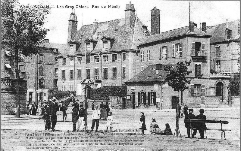Carte postale ancienne Rue du Ménil les Gros-Chiens