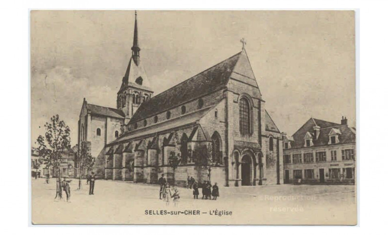 Carte postale ancienne Cartes postales de la collection des Archives départementales (FRAD041 6 FI) - 6 Fi 242-17 L'église