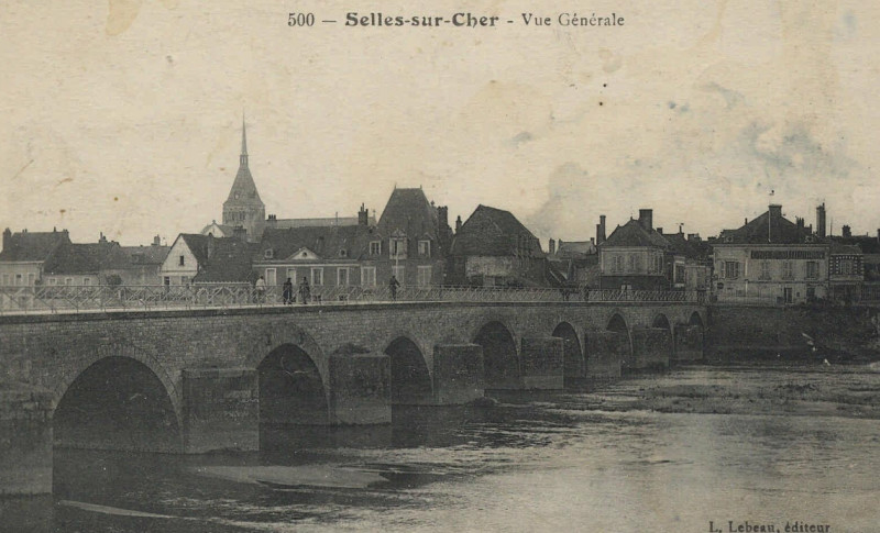 Carte postale ancienne Cartes postales de la collection des Archives départementales (FRAD041 6 FI) - 6 Fi 242-2 Vue générale