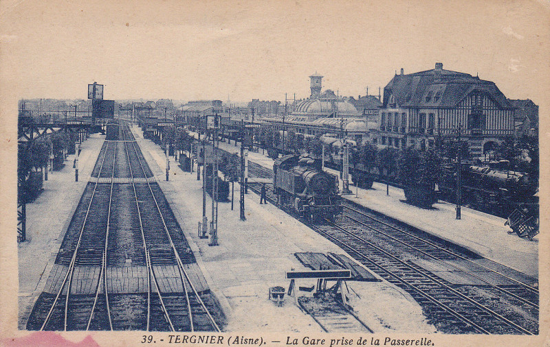 Carte postale ancienne Tergnier - Gare