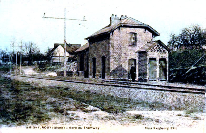 Carte postale ancienne Tramway de Tergnier à Anizy - Pinon gare d'Amigny-Rouy à Amigny-Rouy