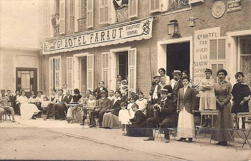 Carte postale ancienne Grand-Hotel Faraut