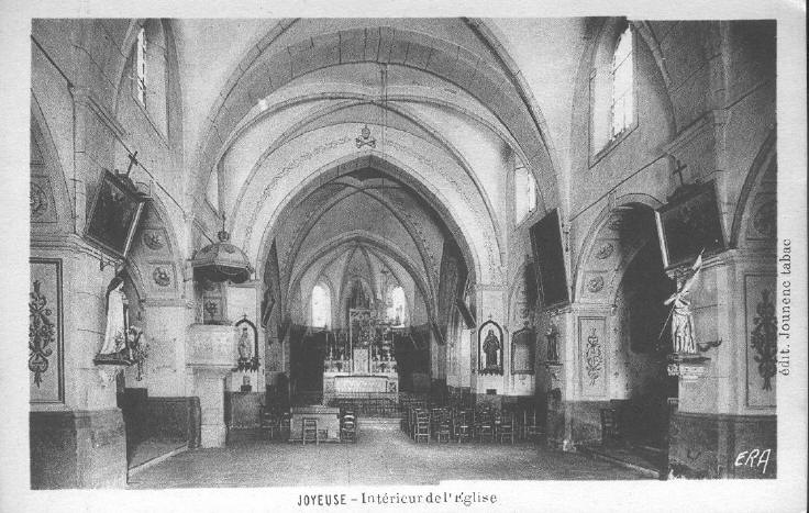 Carte postale ancienne Eglise interieur 1