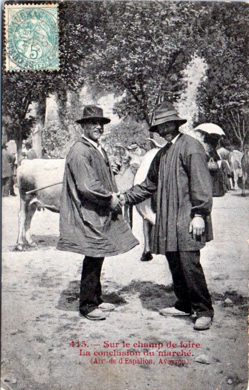 Carte postale ancienne Aveyron - Champ de Foire