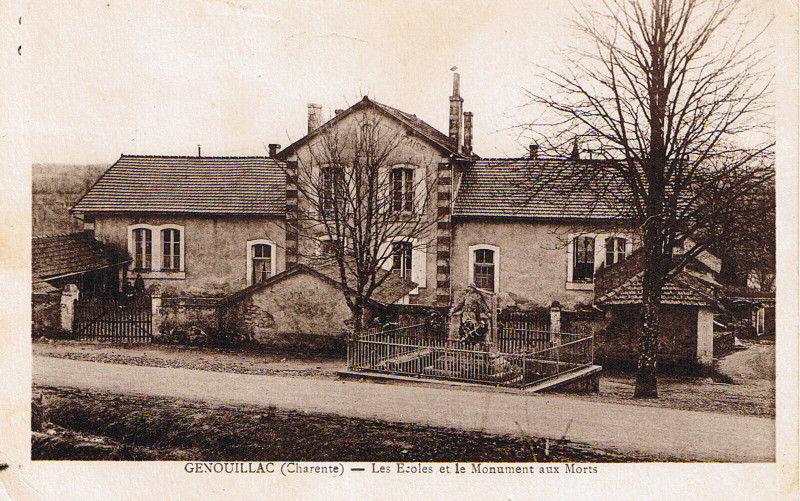 Carte postale ancienne Genouillac Ecoles