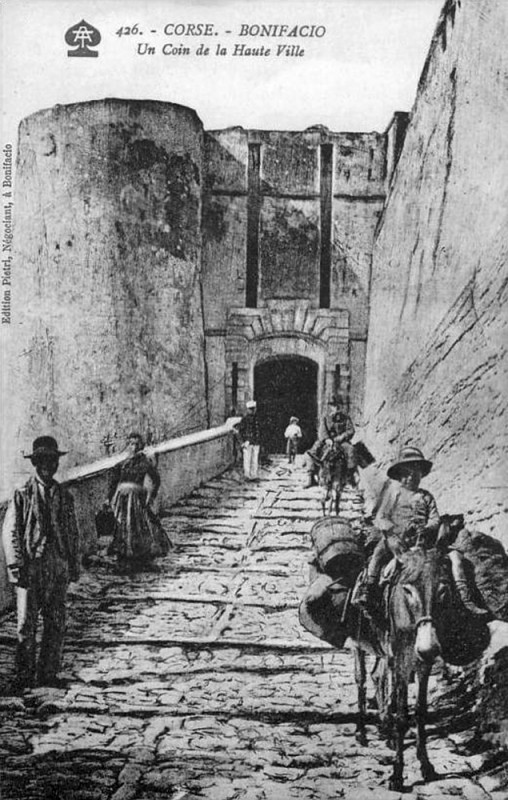 Carte postale ancienne Bonifacio calade