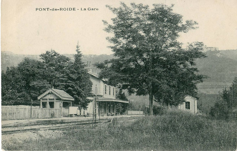 Carte postale ancienne Inconnu - Pont-De-Roide - La gare