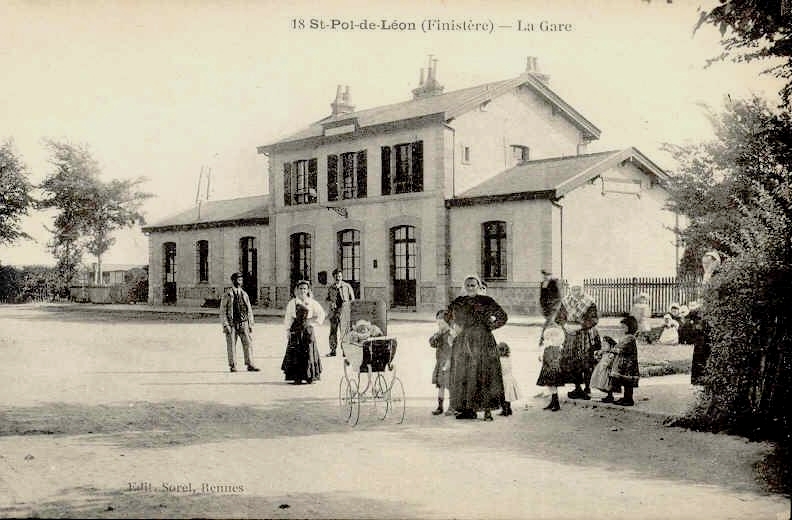 Carte postale ancienne Gare de Saint-Pol-de-Léon à Saint-Pol-de-Léon
