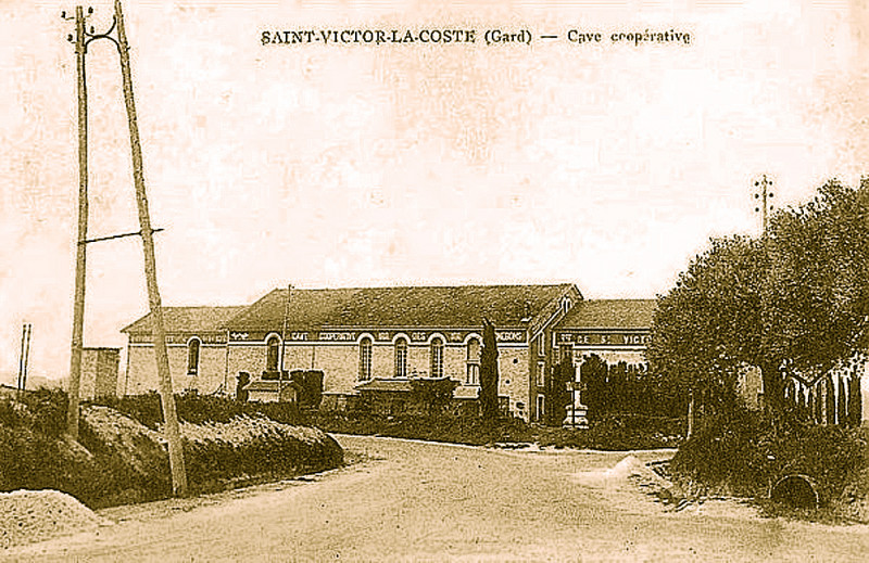 Carte postale ancienne 30 Cave Saint-Victor-la-Coste nouveaux bâtiments