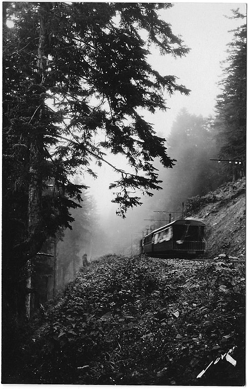 Carte postale ancienne Luchon, le chemin de fer à crémaillère