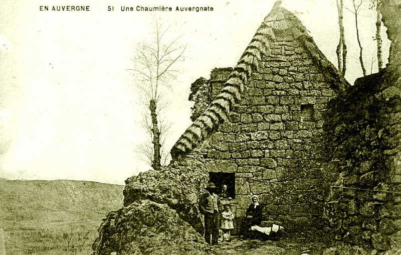 Carte postale ancienne Velay Chaumière