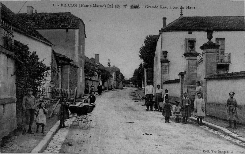 Carte postale ancienne Bricon 74182