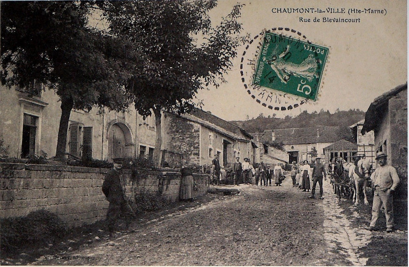 Carte postale ancienne Chaumont la ville 74032