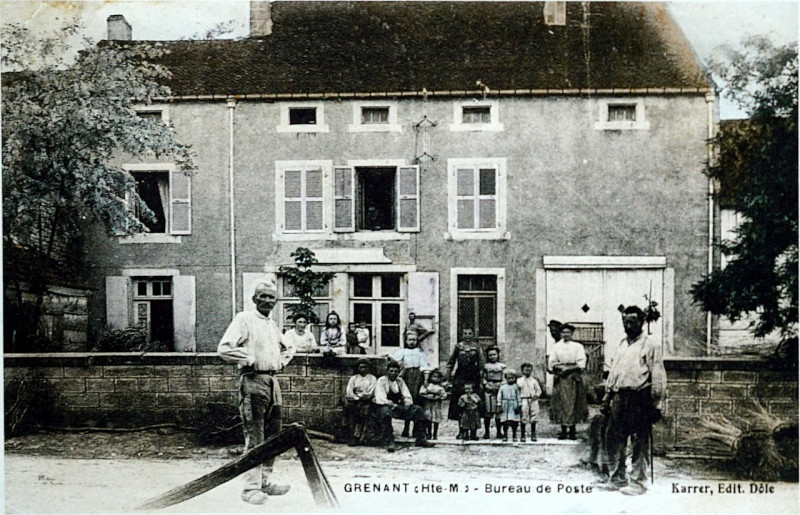 Carte postale ancienne Grenant la poSte 50478
