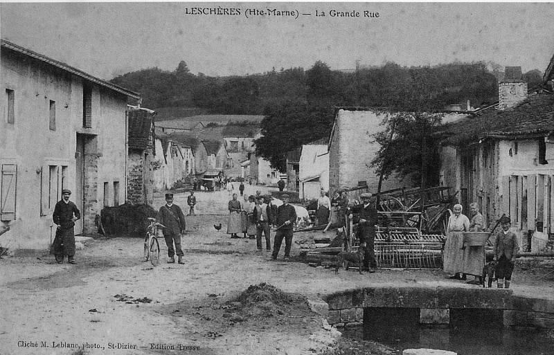 Carte postale ancienne Leschères 75387