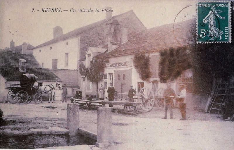 Carte postale ancienne MeureS 61305
