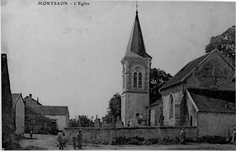 Carte postale ancienne Montasaon 74267